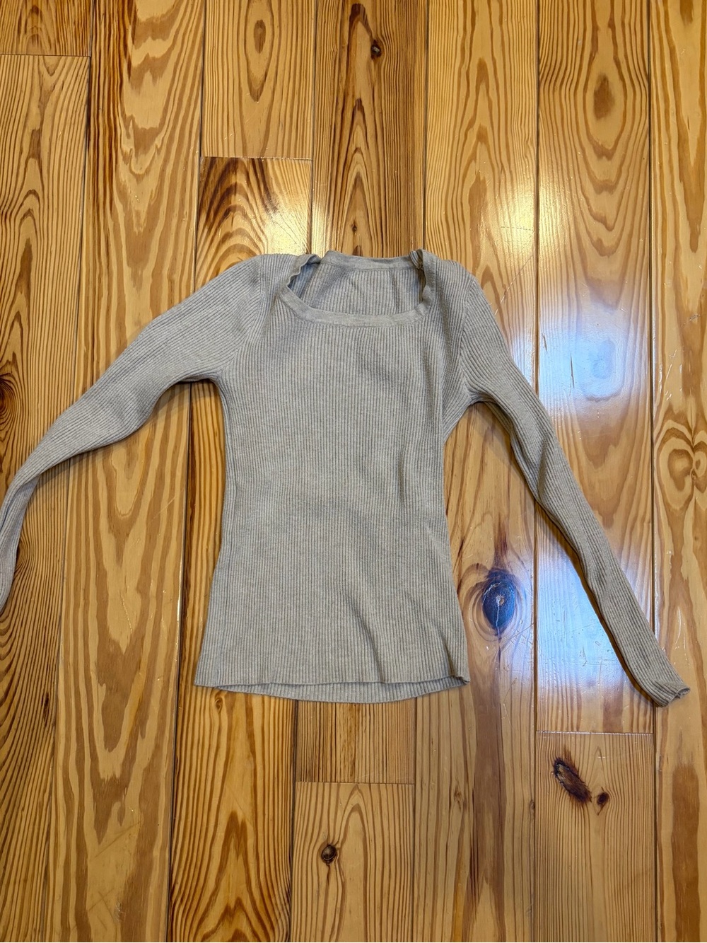 Ribbed long sleeve
